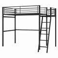 Lit mezzanine double avec bureau intégré, style industriel noir et blanc